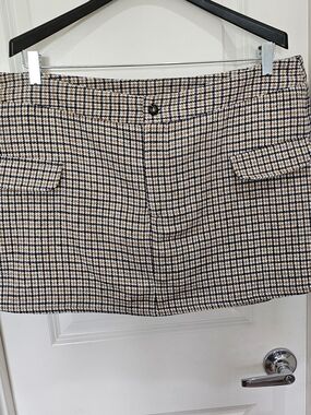 NWT Plaid Mini Skort in Navy and Camel